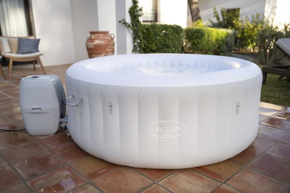 4-person inflatable SPA Jacuzzi 180 cm x 66 cm Bestway 60007