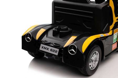 Battery-powered car Mercedes XMX622 Yellow